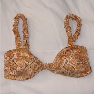 Billabong bikini top